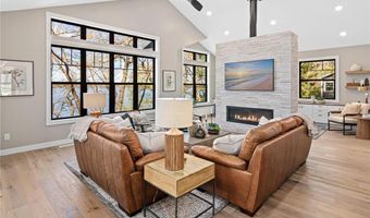 73 197th St, Alden, WI 54026