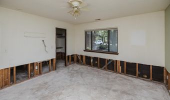 7344 SW Overland Trl, Andover, KS 67002