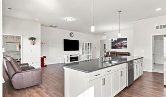 850 Misty Creek Dr, Aberdeen, NC 28315