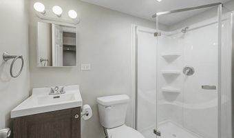 1704 S Highland Ave, Arlington Heights, IL 60005