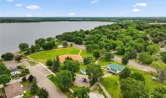 340 Excelsior Ave N, Annandale, MN 55302