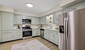 4970 SENTINEL Dr #11-405, Bethesda, MD 20816