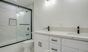 856 W 47th St, Los Angeles, CA 90037