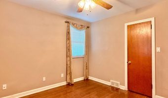 204 ADAMS Ave, Barrington, NJ 08007