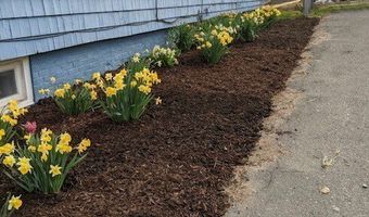 72 Stewart St, Bristol, CT 06010