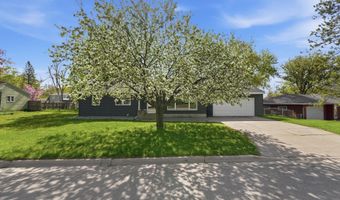 205 Victoria Dr, Alexandria, MN 56308