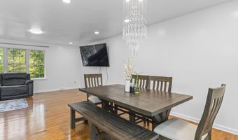 26 Mohican Pl, Albany, NY 12208