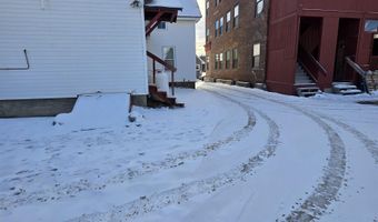 31 Granite St, Barre, VT 05641