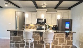 166 Big Oak Dr, Adkins, TX 78101