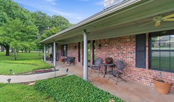 7512 Woodland Dr, Alvarado, TX 76009