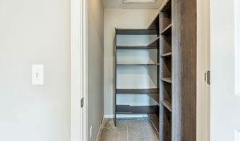 2865 Barclay Way, Ann Arbor, MI 48105