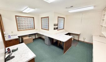105 N Hickory St, Aberdeen, MS 39730