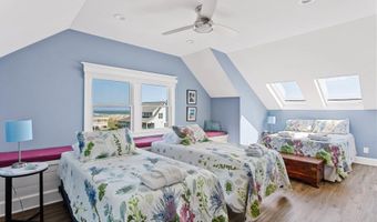 3 Scotch Bonnet Ln # B, Bald Head Island, NC 28461
