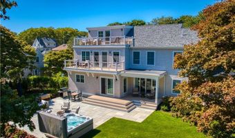 11 Shields St, Newport, RI 02840