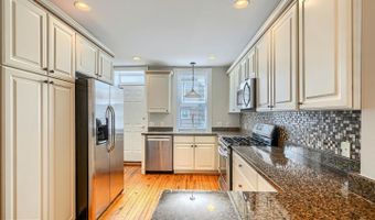 522 S CURLEY St, Baltimore, MD 21224