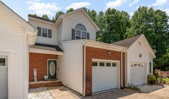 25 Silver Pl Apt B, Angier, NC 27501
