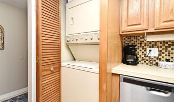 334 WINDMEADOWS St 334, Altamonte Springs, FL 32701