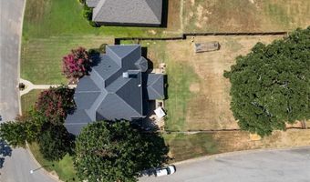 3910 Golf Course Dr, Alma, AR 72921