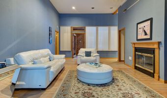 9 University Pl, Amsterdam, NY 12010
