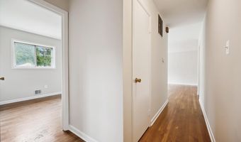 13419 BARTLETT St, Rockville, MD 20853