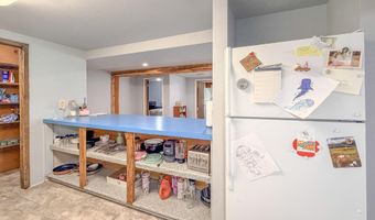 2098 MARBLE VALLEY BASIN Rd, Addy, WA 99101
