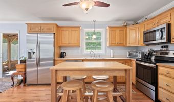 202 Cherry Valley Rd, Alton, NH 03810