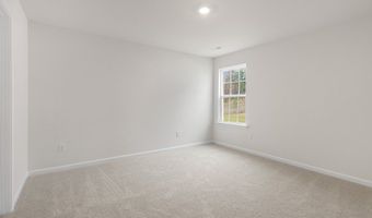 959 Misty Creek Dr, Aberdeen, NC 28315