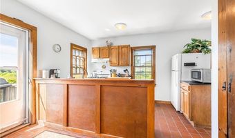 557 Center Rd, Block Island, RI 02807