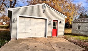 1203 E 17th St, Ashtabula, OH 44004