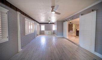 1403 S Country Club Cir, Carlsbad, NM 88220