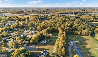 9 WOODFIELD Ln, Allentown, NJ 08501