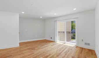 14 W 49TH St Duplex, Bayonne, NJ 07002