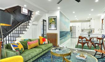 27 S Baptist St, Newport, RI 02840