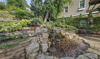 215 N Main St, Alma, WI 54610