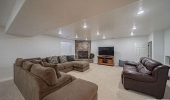 3070 Carolyn Ln, Ammon, ID 83406