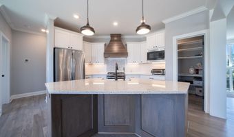 1604 N Shadow Rock Dr, Andover, KS 67002