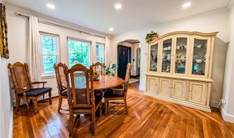 42 Mechanic St, North Smithfield, RI 02896