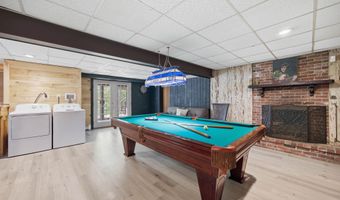 5 Pinecrest Cir, Bedford, NH 03110