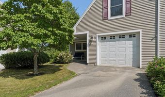51 Dockside Ln, Belfast, ME 04915