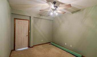 1502 Brookdale Dr, Atchison, KS 66002