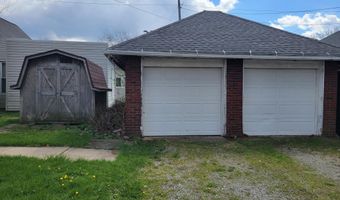 301 S Main St, Ada, OH 45810