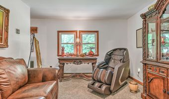 24483 Cave Creek Rd, Abingdon, VA 24211