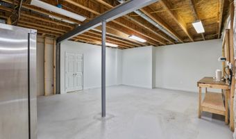 42831 FALLING LEAF Ct, Ashburn, VA 20148