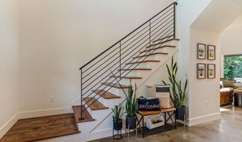 3009 Pine Hill Dr, Benton, AR 72019