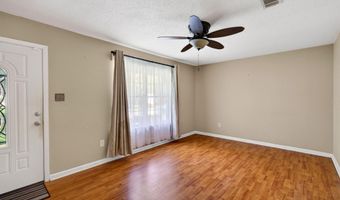7604 Marathon Dr, Biloxi, MS 39532