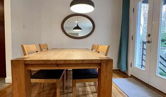 4118 18TH Road N Unit Middle Floor Middle Floor, Arlington, VA 22207