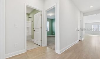 1164 Salem Bay Dr, Beaufort, SC 29902