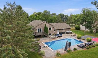 3405 Pawnee Dr SE, Alexandria, MN 56308