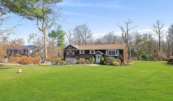 15 Eastwood Rd, Danbury, CT 06811