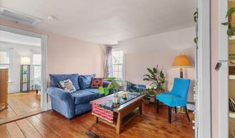 42-44 Oak St, Burlington, VT 05401